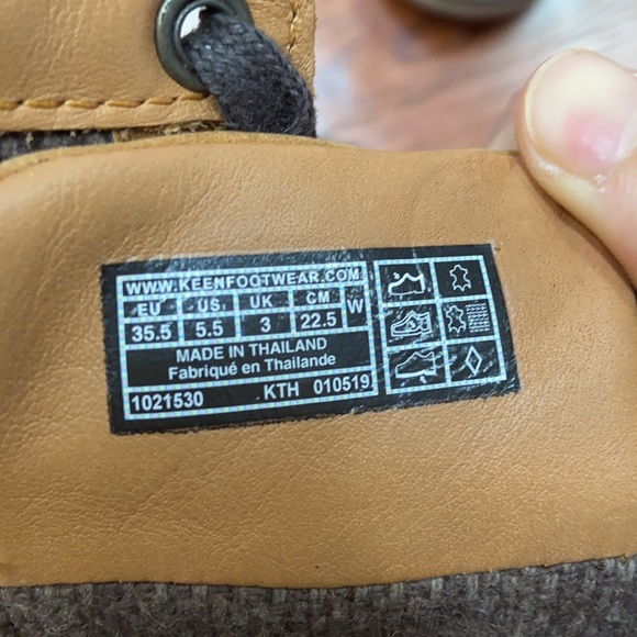 NWOT women's keen cognac bailey lace up boot - Picture 8 of 8